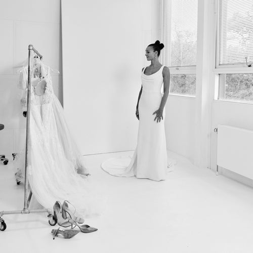 Fit & Flare brudekjoler – elegant, feminin og kurvefremhævende silhuet