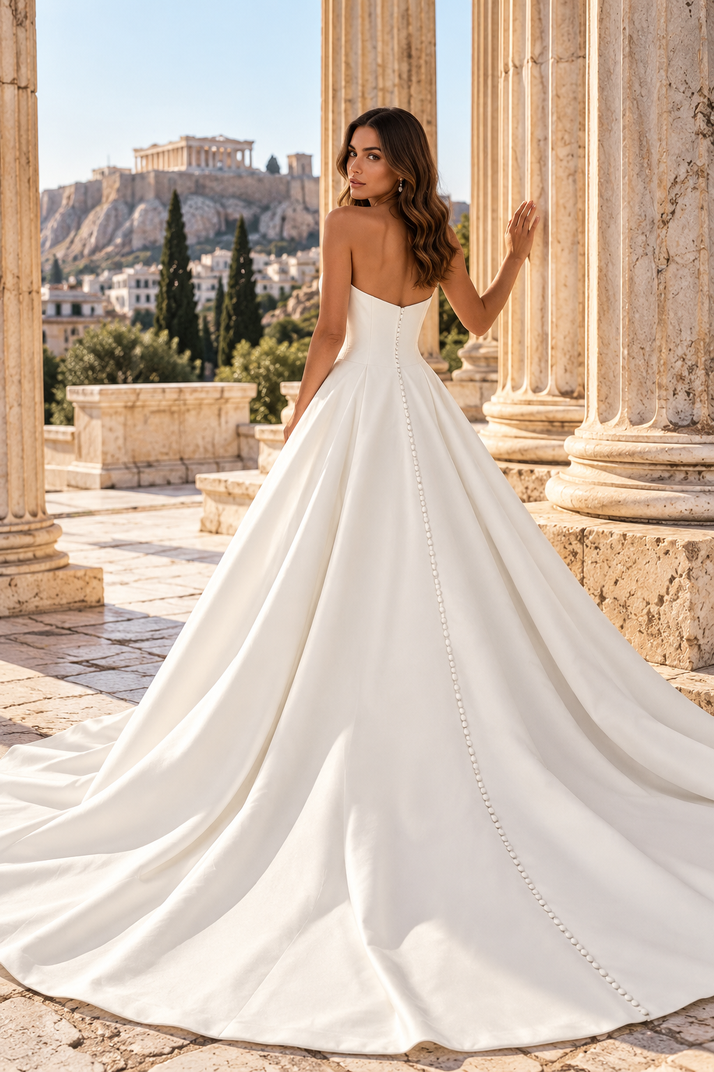 Catherine – Tidløs ball gown brudekjole i satin med sweetheart-udskæring