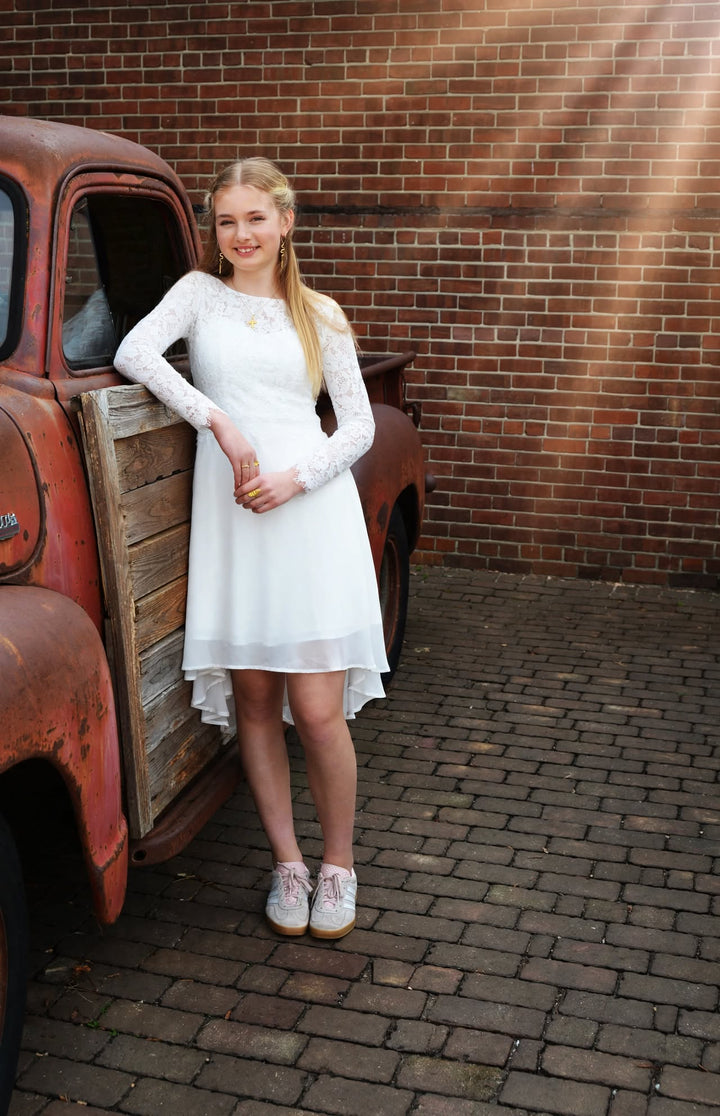 Konfirmationskjole Dolly – Legende og moderne