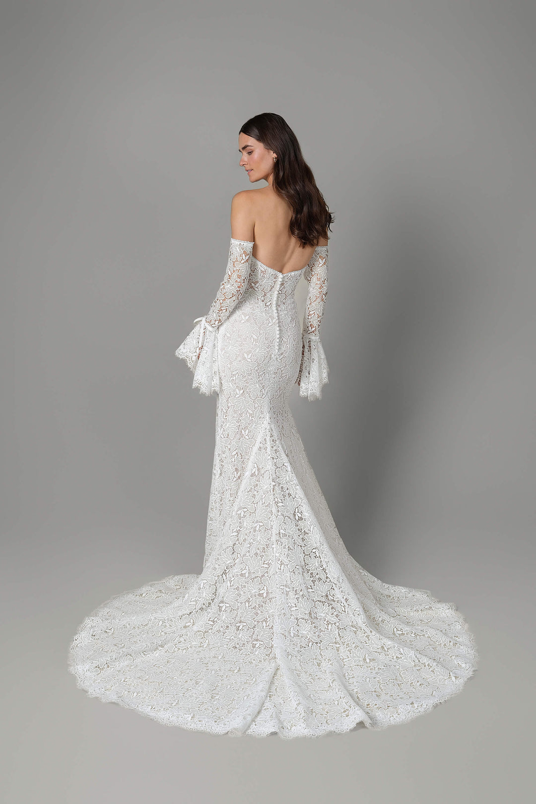 Sensual Fit &amp; Flare wedding dress with lace bodice and defined waist