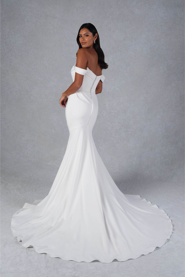 Brudekjole fra Rings Collection – model 55181 – ryg – One & Only Allerød