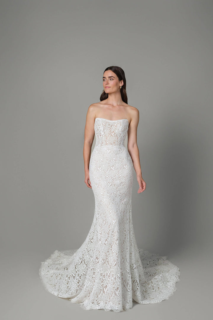 Brudekjole fra Rings Collection – model 55212 – front – One & Only Allerød