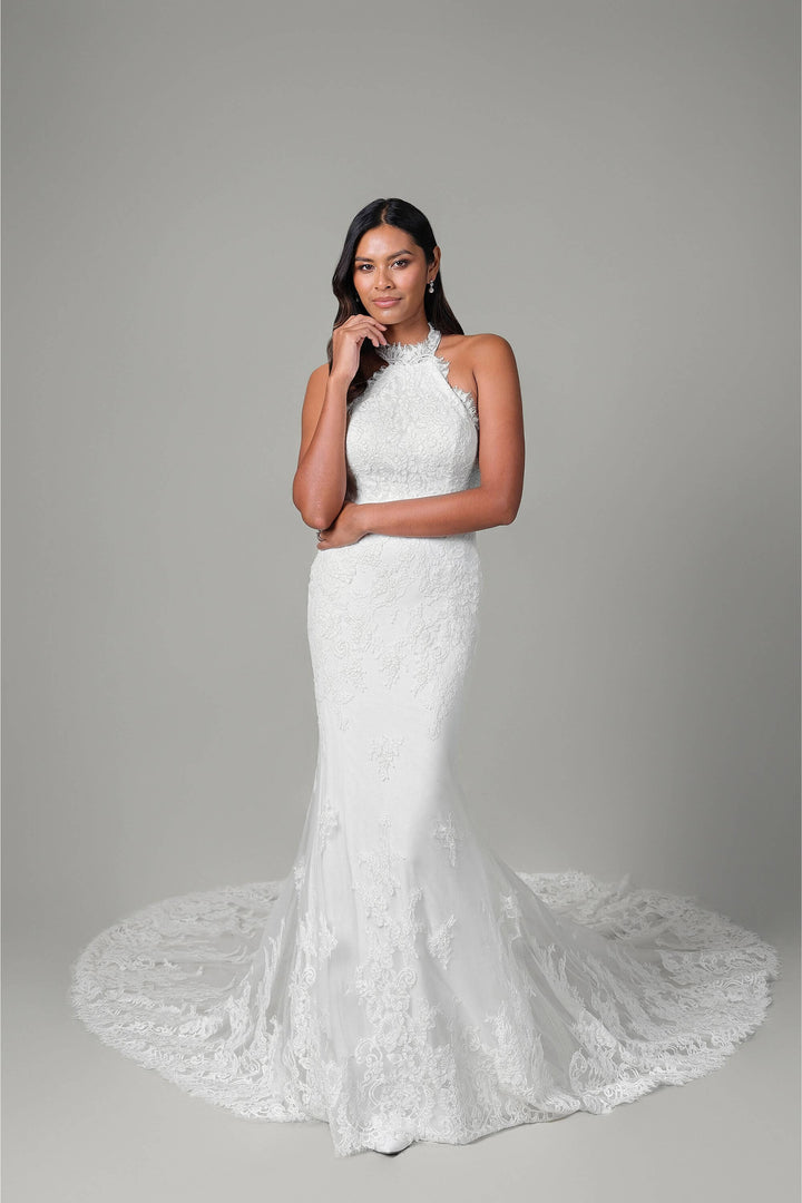 Brudekjole fra Rings Collection – model 55213 – front – One & Only Allerød