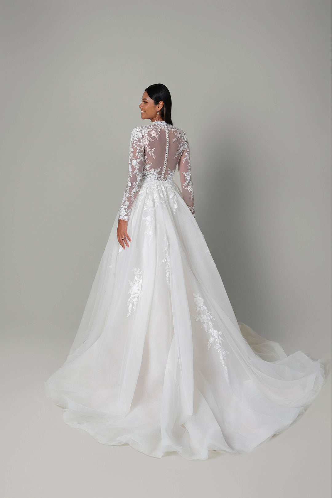 brudekjole-rings-collection-55215-one-and-only-back